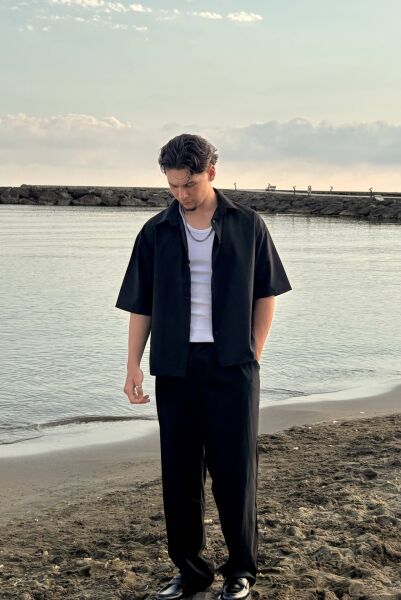 Boxy Fit Kısa Kol Gömlek - Siyah