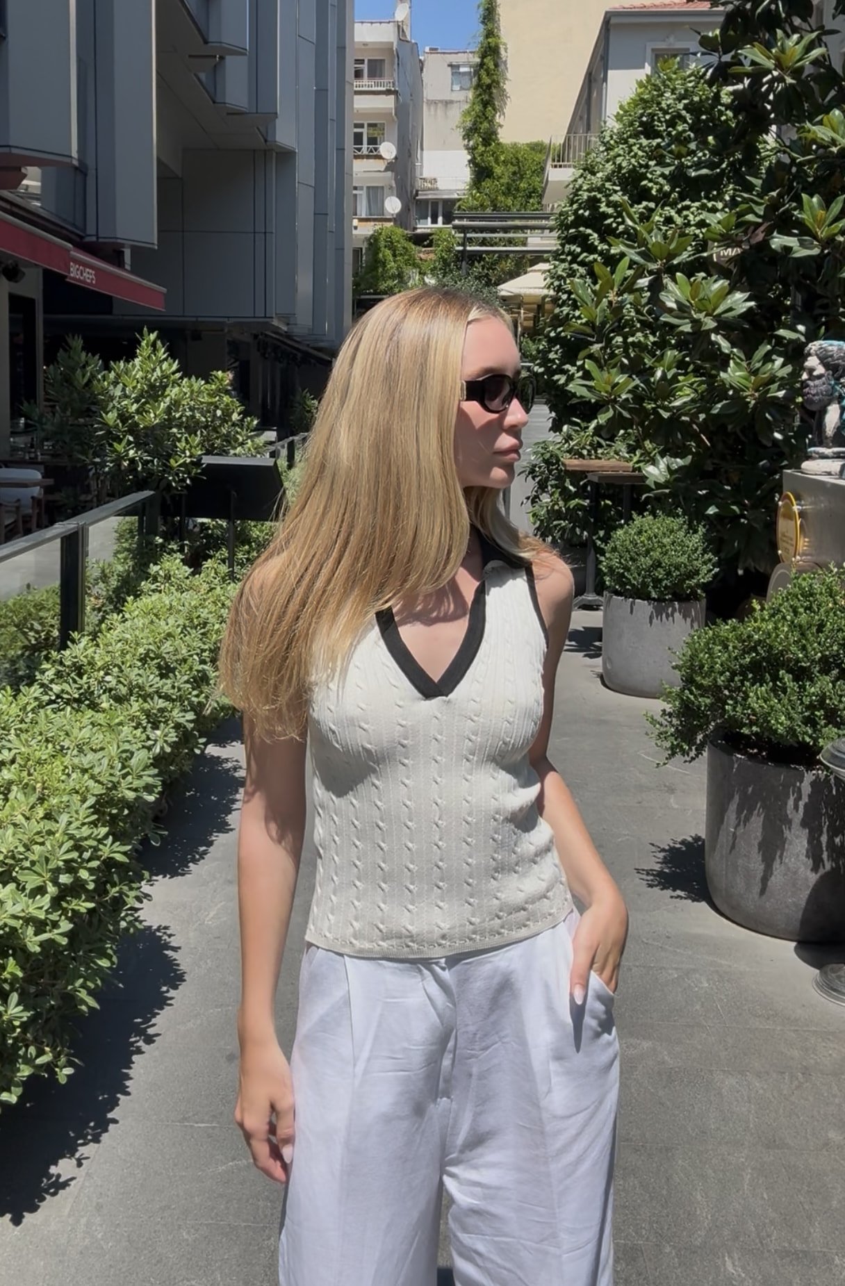 Polo Yaka Saç Örgülü Atlet