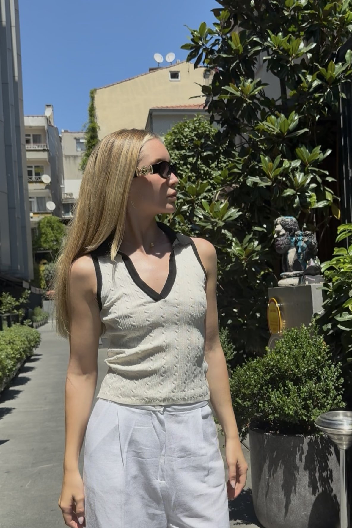 Polo Yaka Saç Örgülü Atlet