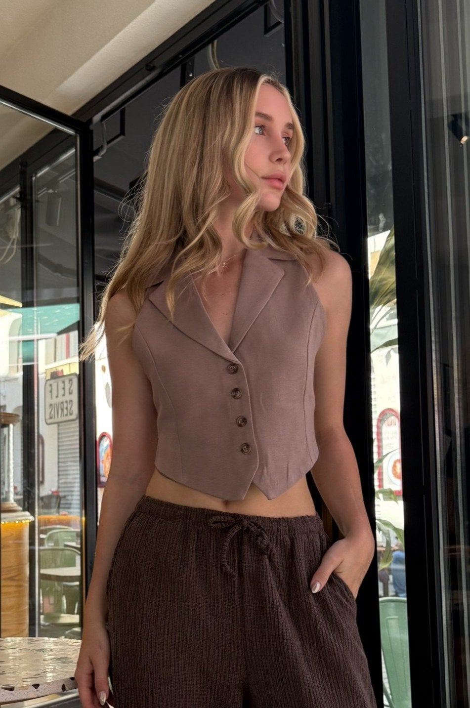 Arkadan Bağlamalı Yelek - Kahverengi