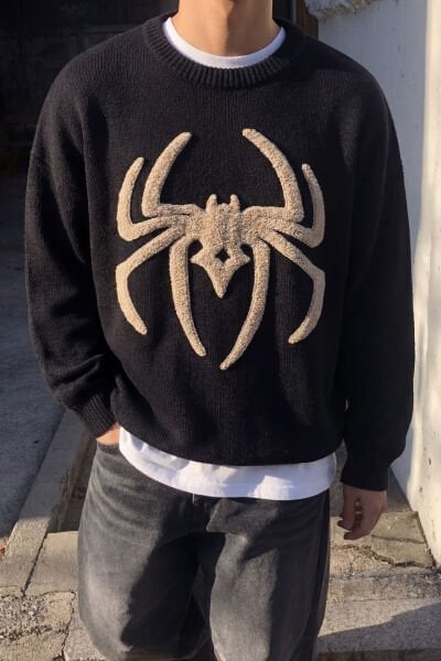 Örümcek Süzene Nakış Overisize Triko Kazak - Siyah