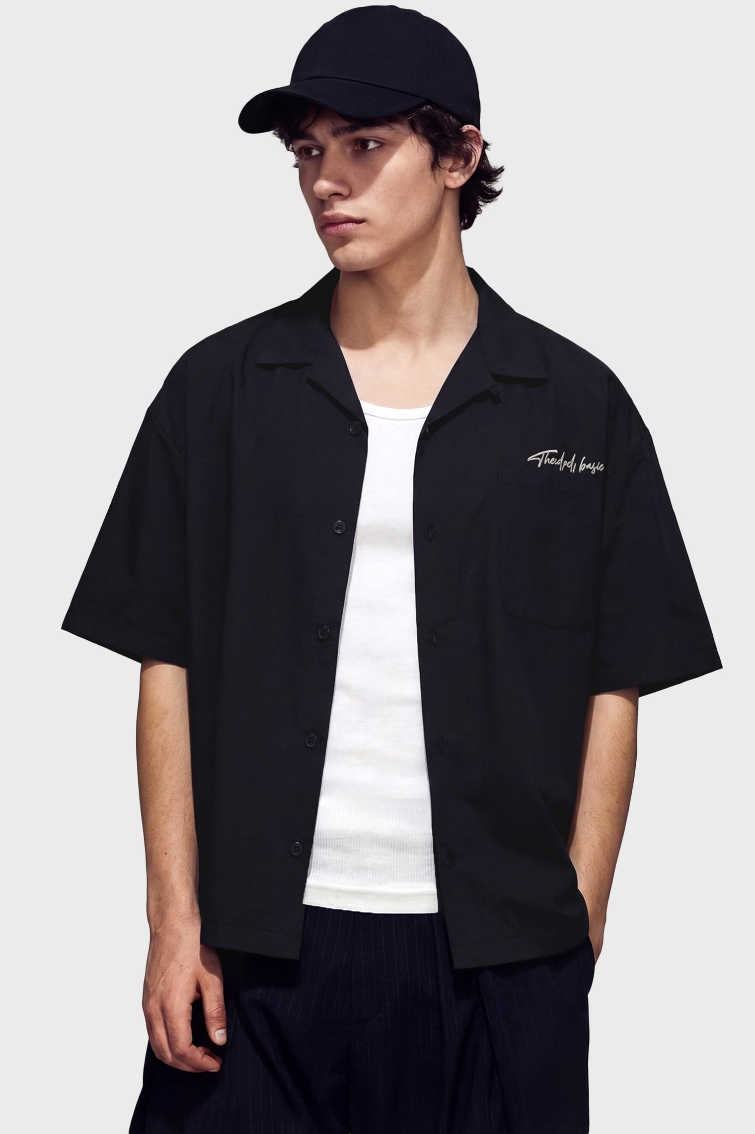 Nakış Detaylı Boxy Fit Kısa Kol Gömlek - Siyah