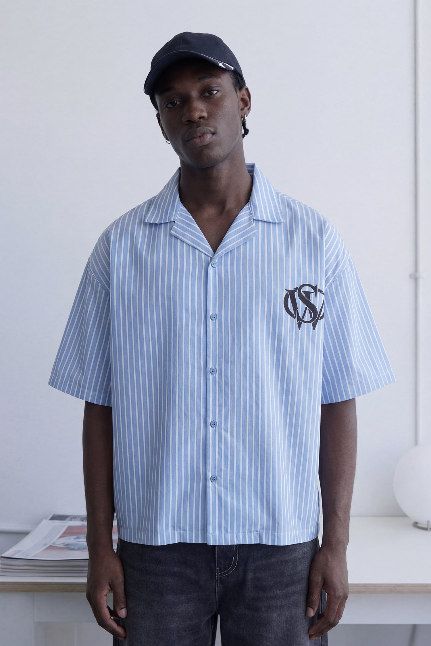 Baskı Detaylı Çizgili Kısa Kol Gömlek - Mavi