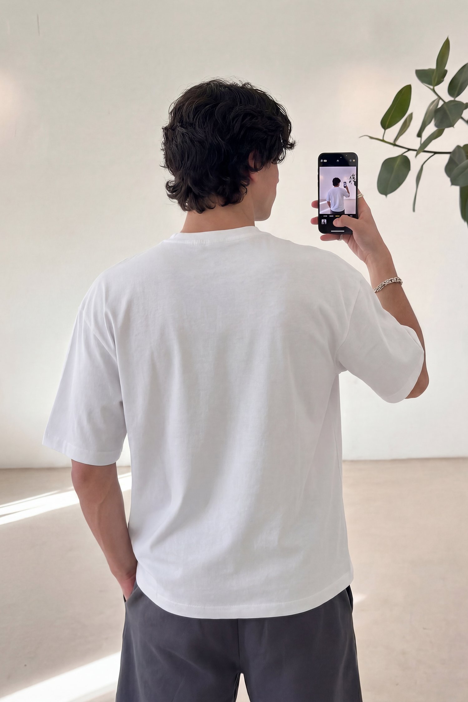 Spider Nakışlı Premium Oversize Tişört - Beyaz